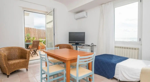 Номер Standard с 2 комнатами с видом на море Hotel Cavalluccio Marino