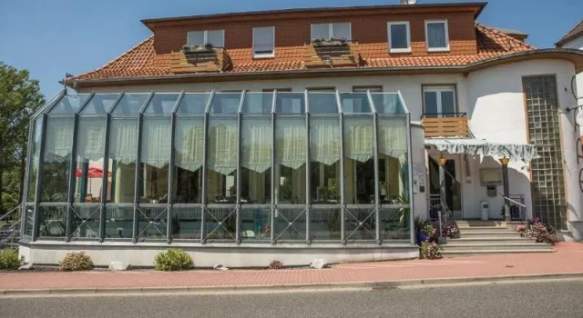 Landhotel Weinrich, Забронировать Отель Отели Наумбург 3 звезды, 3*