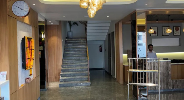 Hotel Aditya Grand - Bhopal