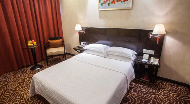 Двухместный номер Superior Hua Shi Hotel