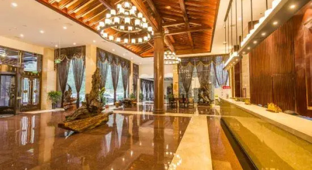 Luming Hotel, Varaa Hotelli Hotellit Sichuan pysäköinnillä, Pysäköinti