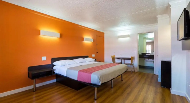 Номер Standard Motel 6-Dallas, TX - Market Center