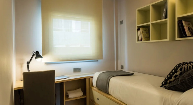 Апартаменты Цокольный этаж с 2 комнатами с балконом Apartaments Grup Claustre
