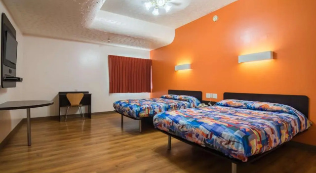 Четырёхместный номер Standard Motel 6-Globe, AZ