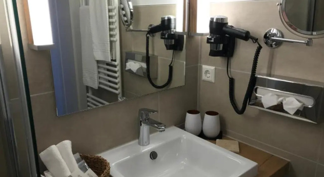 Двухместный номер Standard с балконом Hotel Garni Villa Rosengarten