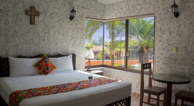 Бунгало с 2 комнатами Camino Mexicano Hotel & Resort