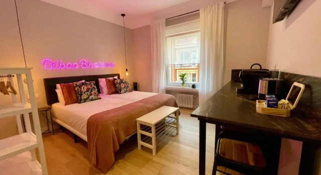 Номер Standard Alameda Suites Bilbao Centro from 1951