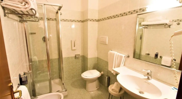 Четырёхместный номер Classic Hotel Santa Lucia