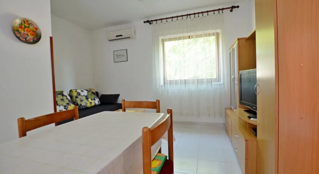 Apartment Ljiljana, Đặt Căn hộ Valbandon Istria