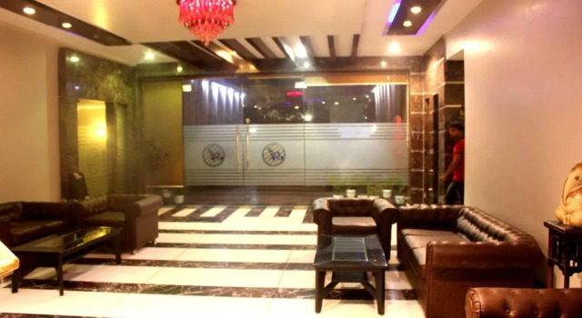 Aman Deluxe, Забронировать Отель Отели Нью-Дели с парковкой, Парковка
