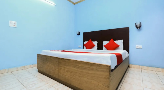 Oyo 22135 Hotel Kanishka Palace