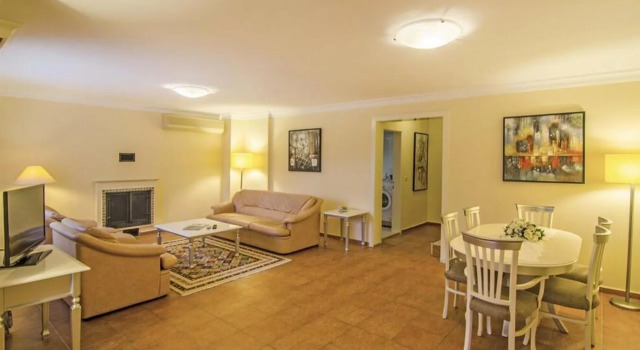 Pine Club Apart Hotel