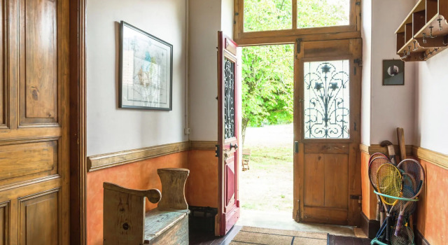 Charming Private Holiday Home With Private Tennis Court and Pool Near Cazals, Buchen Sie Hotel Cazals Lot