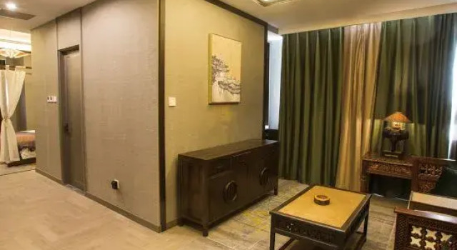 Люкс Yingkou Zhongtian International Hotel
