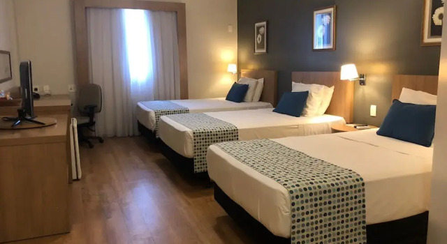 Трёхместный номер Superior Comfort Suites Flamboyant Goiânia
