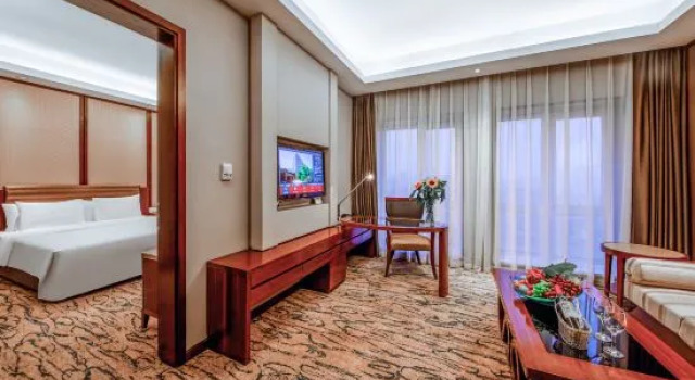 Люкс Business Gloria Grand Hotel Wuxi
