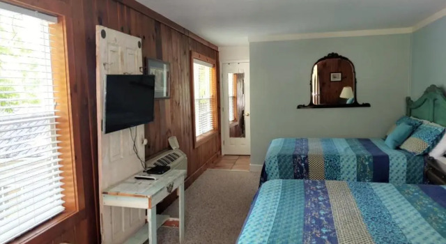 McKinley Edwards Inn, Забронировать Отель Отели в центре Брайсон-Сити, в центре