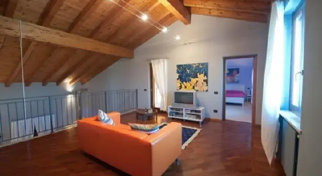 Morandino, Rezervați Mini-hotel Leno Lombardia