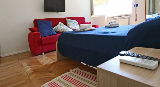 Room In Roma Isole, Забронировать Отель Номентано Рим, рядом с Посольство Австралии в Риме