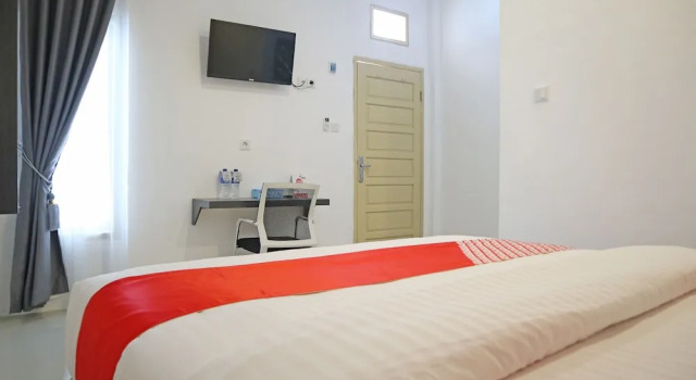 Sachila Residence Syariah  by OYO Rooms, Rezerwuj Hotel Padang Sumatra