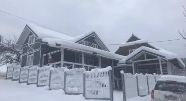 Nord19, Забронировать Отель Отели Яблоница с парковкой, Парковка