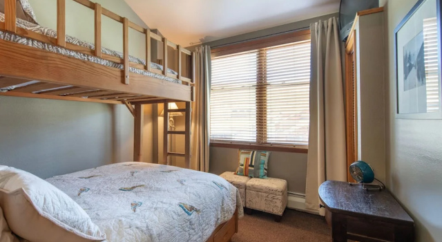 Winter Park Resort Lodging - Zephyr Mountain Condos, Забронировать Курортный отель Винтер Парк Winter Park - Fraser, рядом с Лыжный подъёмник Super Gauge Express