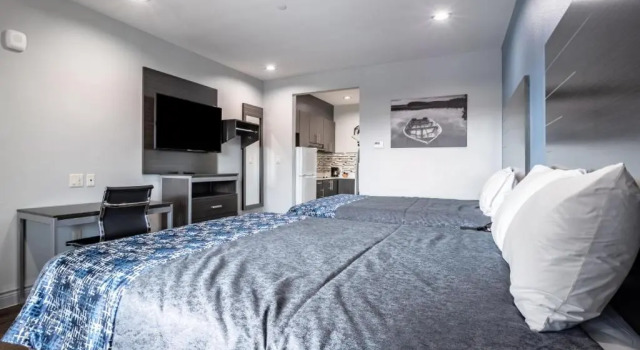 Четырёхместный номер Standard Scottish inn Katy