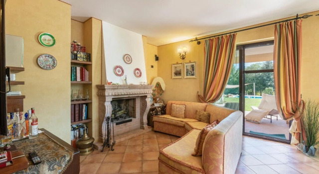 Villa Maria Teresa, Book Villa Hoteller i Isernia med pool, Swimmingpool