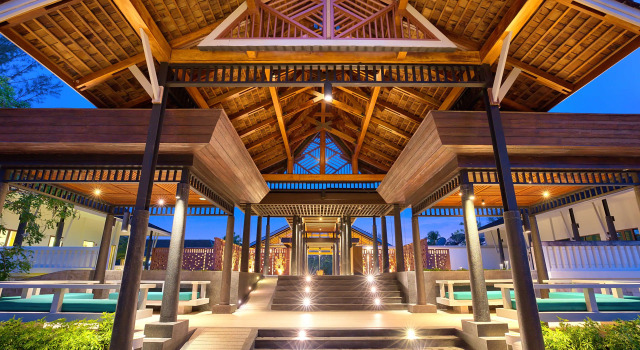 Outrigger Khao Lak Beach Resort