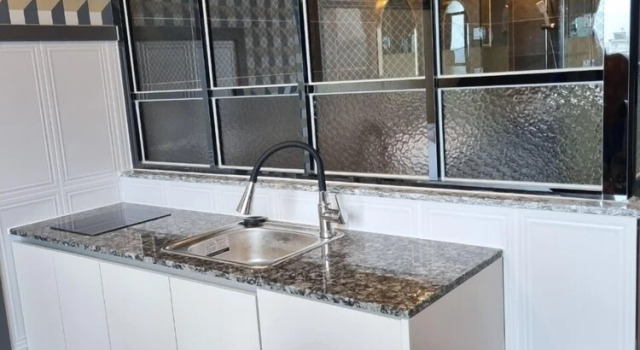 J Hotel, Забронировать Отель Отели Мирян 3 звезды, 3*