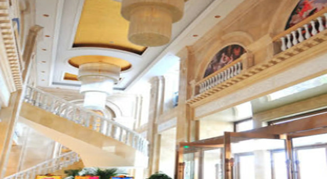Vienna International Hotel Xinyang Yangshan New District Branch