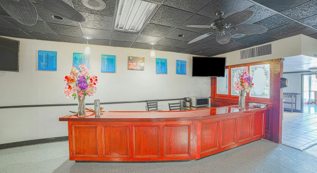Masters Inn Selma Smithfield I-95 By OYO, Забронировать Отель Отели Смитфилд с парковкой, Парковка