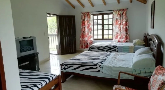 Finca Campestre J&J, Rezervovat Hotel Hotely v Santander s parkováním, Parkování