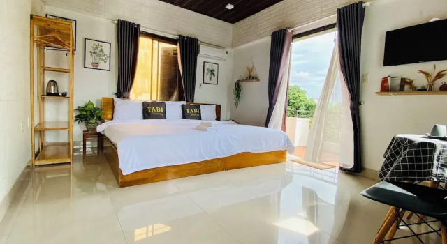 Двухместный номер Deluxe с балконом Le Petit Homestay