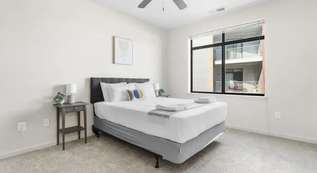 Апартаменты Comfort DC Charm in Crystal Apartments