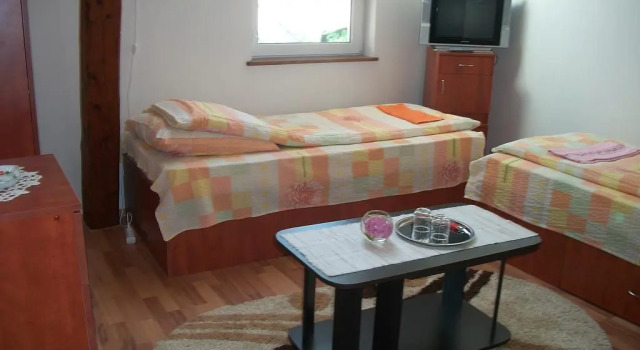 Casa Sara, Rezerwuj Pensjonat Hotele w Prahova Valley z parkingiem, Parking