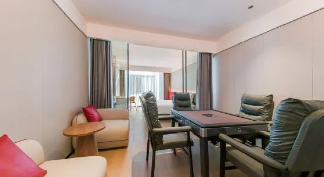 Люкс Superior Shankee Coffee Style Hotel (Panzhihua Miyi Time Water Street)