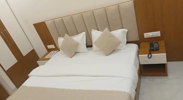 Vaikuntha Stays Hotel