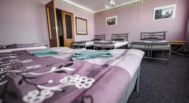 Четырёхместный номер Standard с балконом Hotel Penzion Rohožník