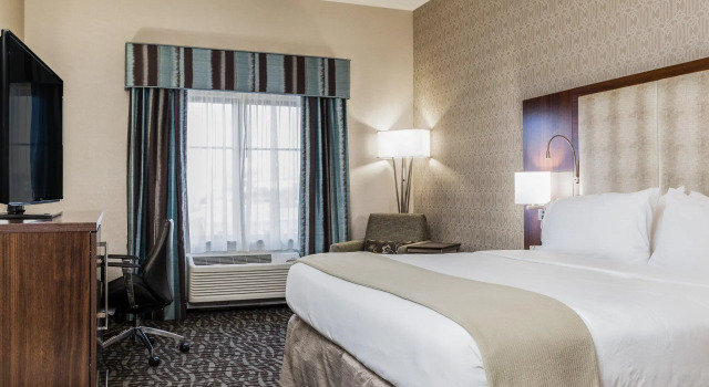 Номер Standard Holiday Inn Express & Suites Eureka by IHG