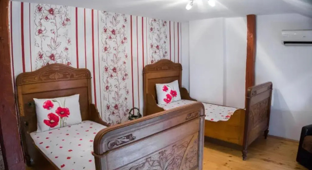Номер Economy The Old House guest rooms and apartament
