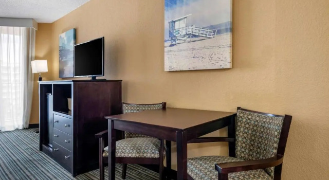 Номер Standard oceanfront Spark by Hilton Ormond Beach Oceanfront