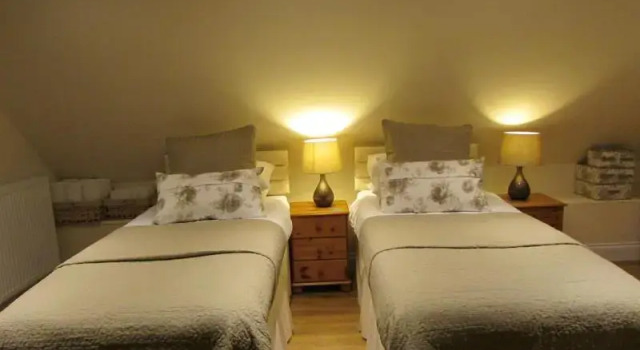 The Roost Studio, Book Hotel Lanark Lanarkshire