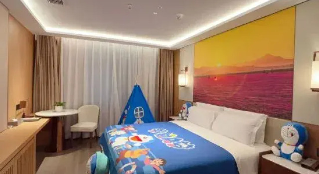 Семейный люкс Zhonglu Hotel (Lushan Bailu Avenue)