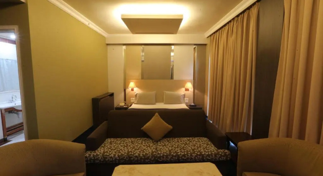 Полулюкс с балконом и с красивым видом из окна Padova Hotel