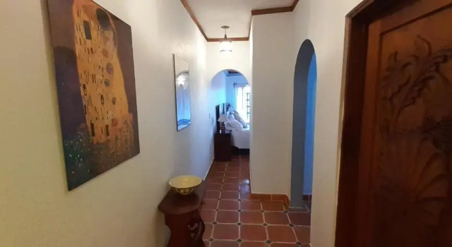 Casa Frida B&B, Забронировать Отель «постель и завтрак» Отели Сан-Мигель-де-Альенде с парковкой, рядом с Las Monjas Temple, Парковка
