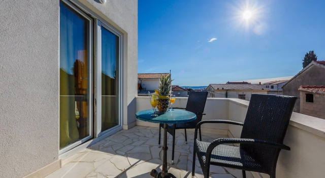 Трёхместный номер Standard All Saints Suites B&B Kastela
