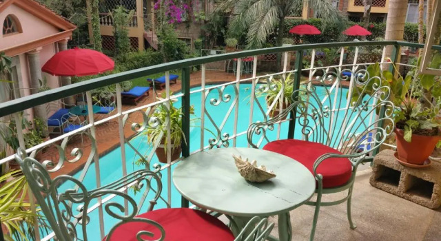 Апартаменты с балконом Woodmere Grand Hotel & Serviced Apartments