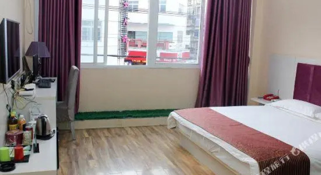 Huijuge City Inn, Prenota Hotel Jingzhou Hubei