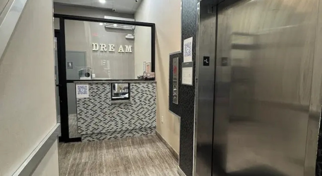 Dream Hotel Bronx, Buchen Sie Hotel Bronx New York und Umgebung